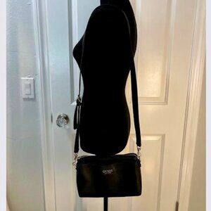 Guess Est 1981 Purse in Black - NWOT